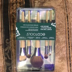 Makeup Brushes 