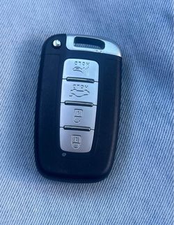 2012 Hyundai Genesis Key fob