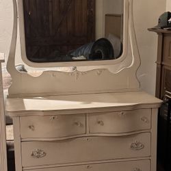 Vintage Dresser With Mirror 