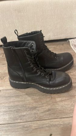 Black Combat Boots Women’s Size 8.5