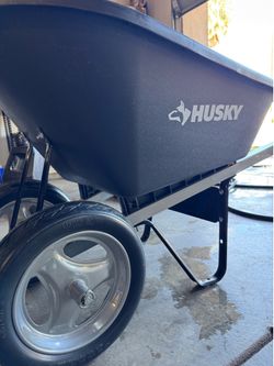 Husky wheel barrel