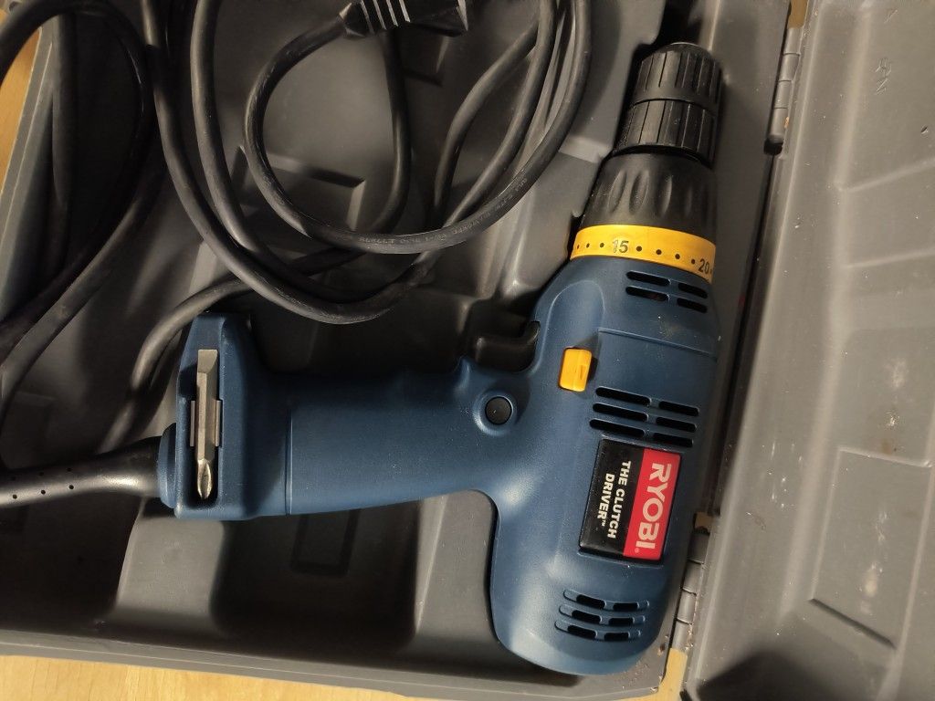 RYOBI 3/8 CORDED