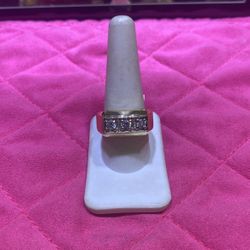 14KT Gold Diamond Ring