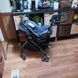 Graco Click N GO CARSEAT STROLLER 