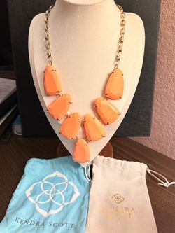 Kendra Scott Statement Necklace