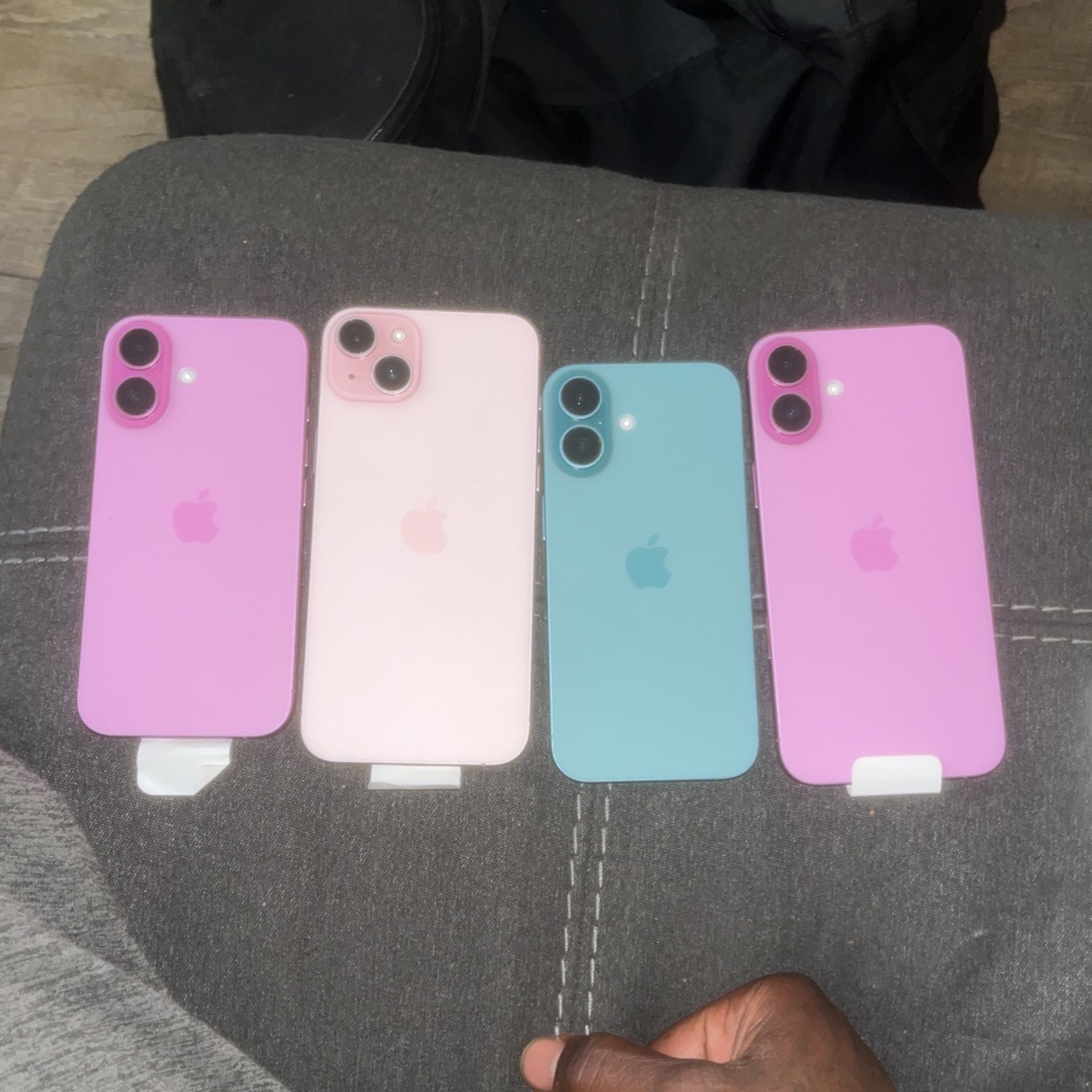 iPhone 16