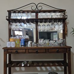 Home bar cabinet