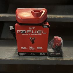 Milwaukee Stubby Impact Kit