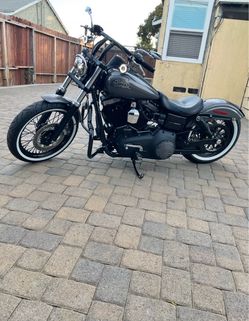 2014 Harley Davidson  FXDB  Street Bob