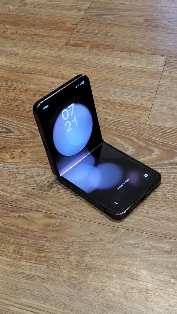 Samsung Galaxy Z Flip5