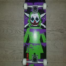 Girl Skateboard Mike MO