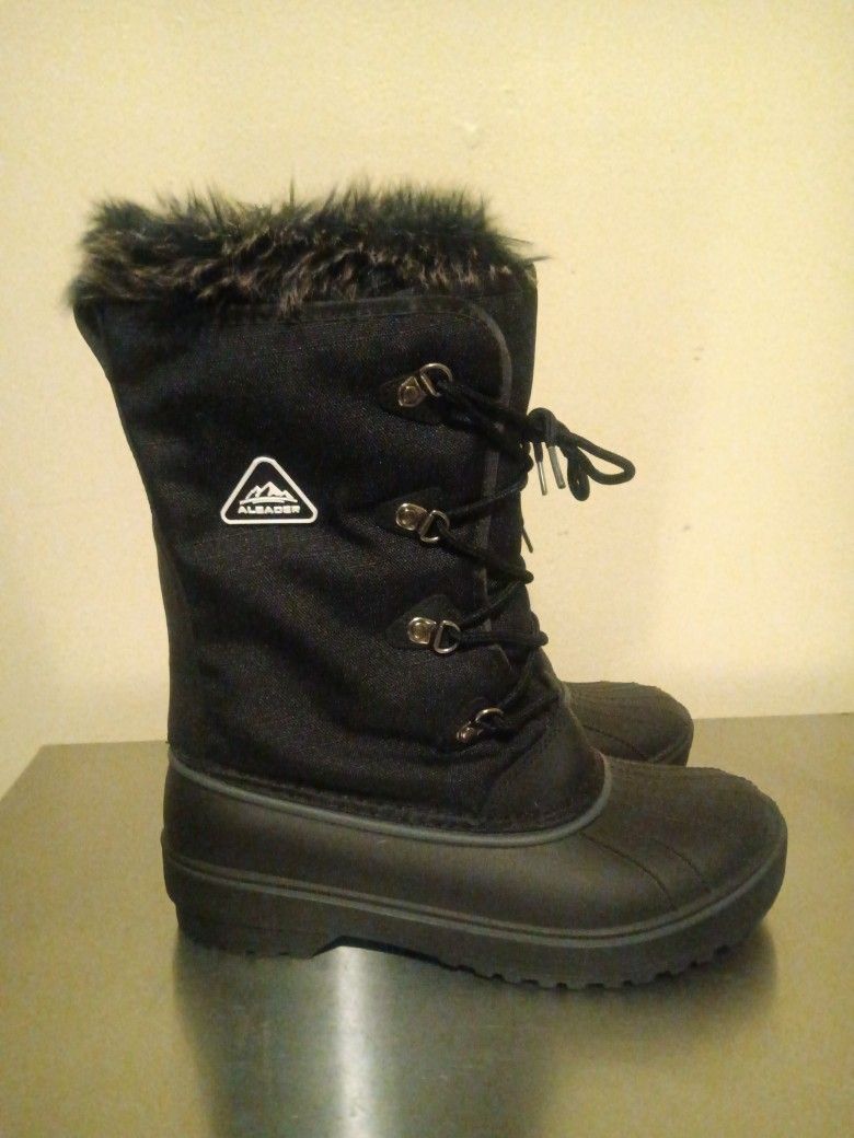 Aleader Boots Size 8 Womans