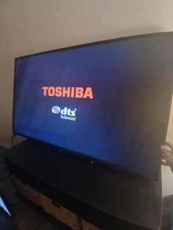 Toshiba 50 inch tv 25$