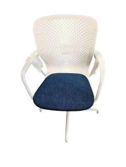  ✨ Herman Miller Keyn Side Chair – New In Box ✨