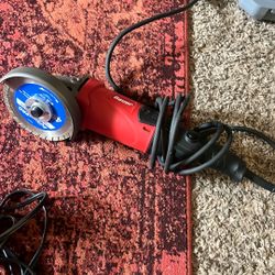 Cutting wheel/grinder