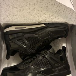 4s For Sale Size 10 300$ Willing To Negotiate