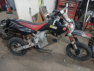 Pit bike