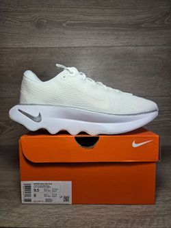Nike Motiva Running Shoes Summit White Womens Sz 9.5 / Mens Sz 8 DV1238-111 NEW