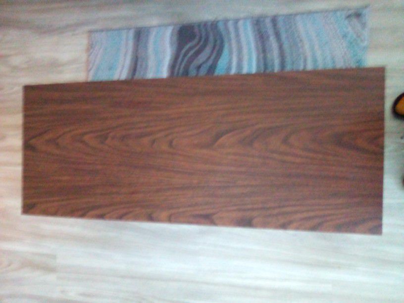 Nice Brown Coffee Table / No Scratches 