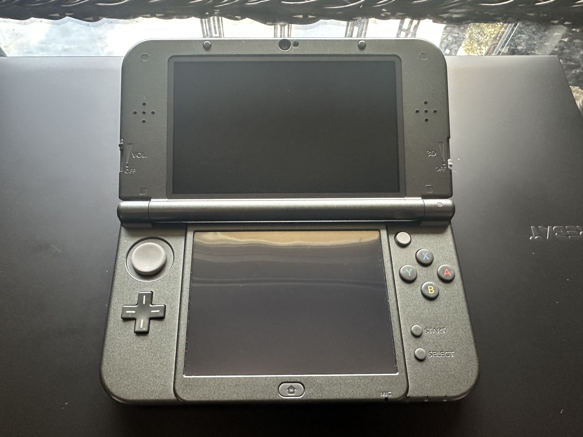 *New* Nintendo 3DS XL