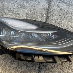Left/Right Model S,3,X,Y Headlights OEM