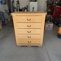 Stand Dresser Set