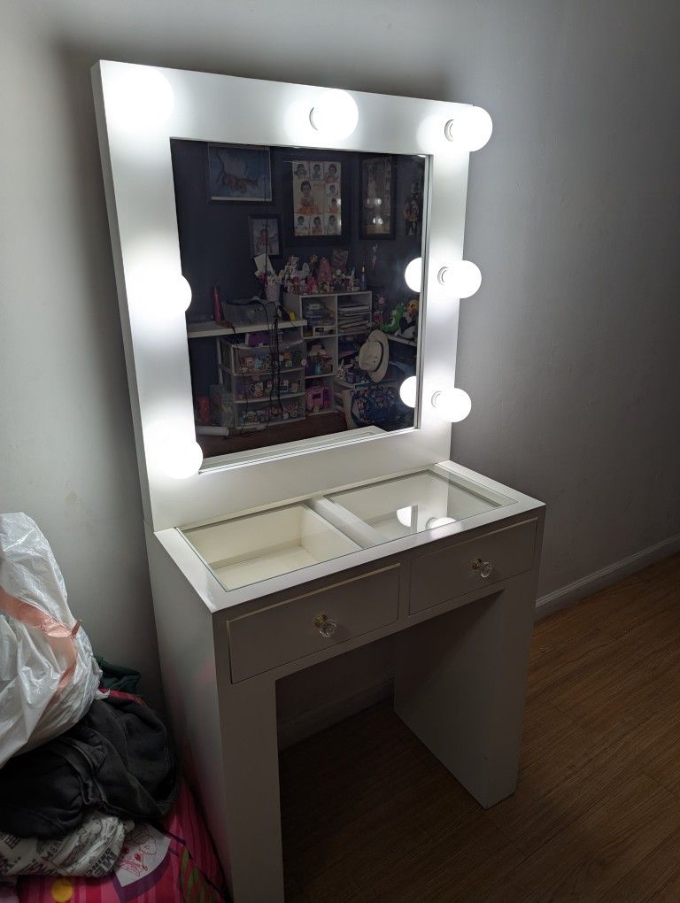 Vanity Desk