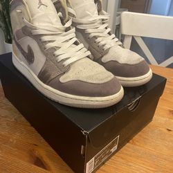 Jordan 1 Mid Se Craft  Sz 9.5