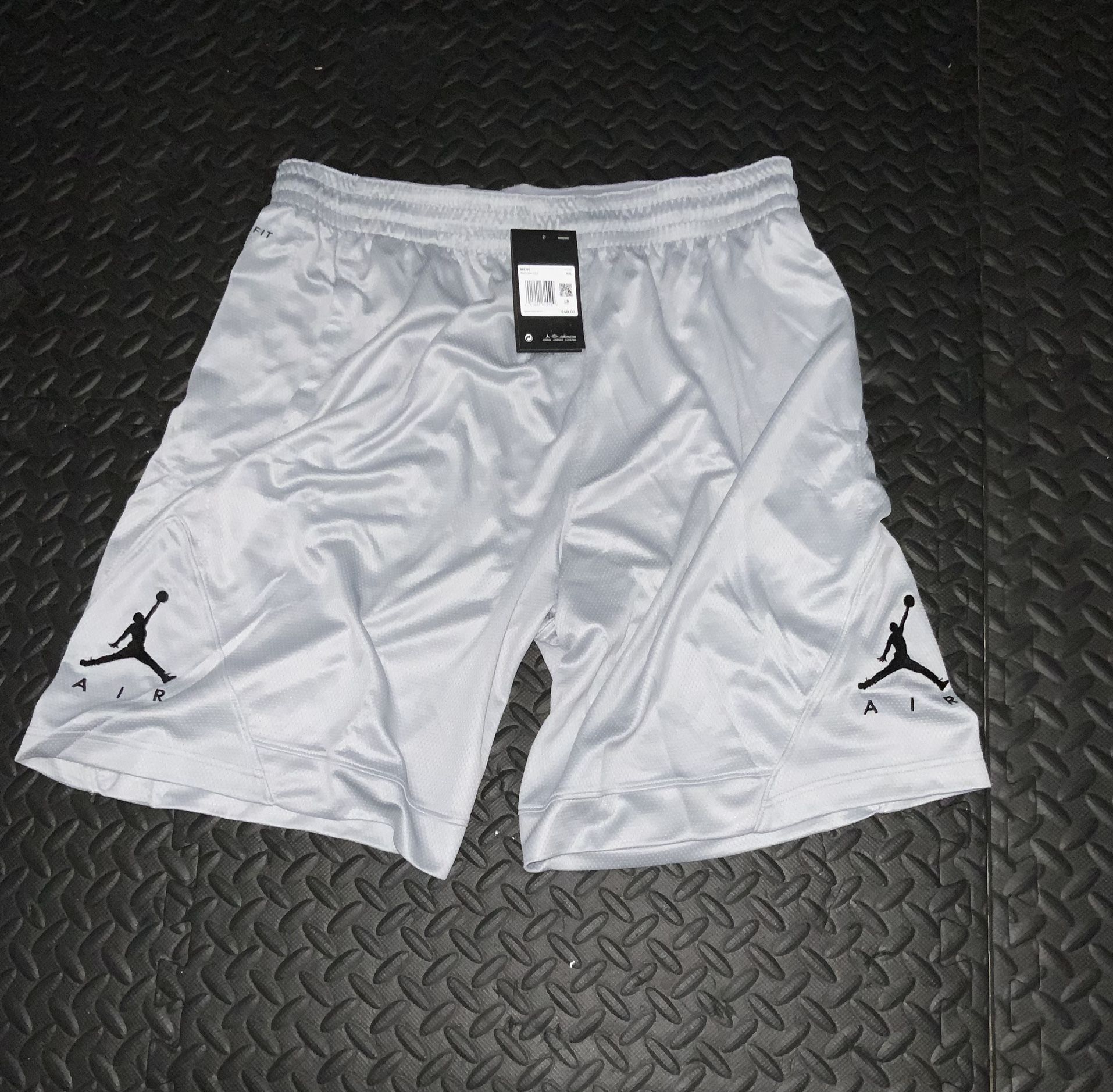 Nike Air Jordan Shorts Men’s Size Large