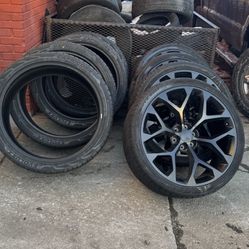 24” Snowflake Replica