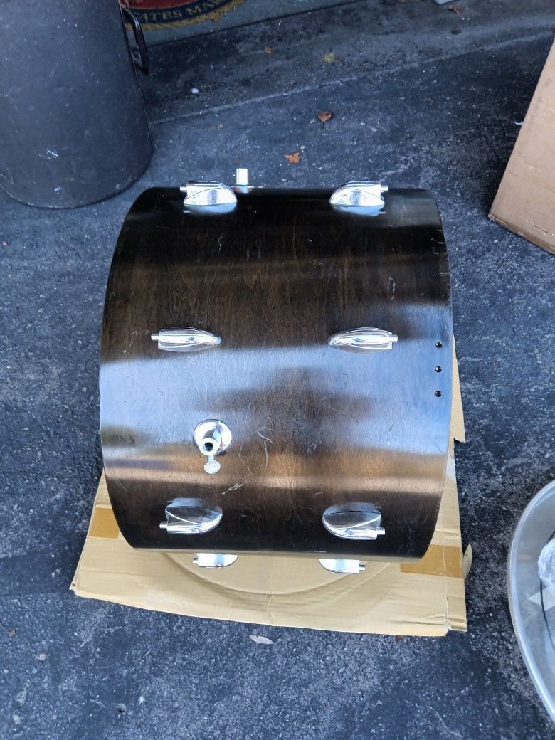 Gretsch Round Badge Vintage 20 Inch Bass Drum for Sale in Oceanside, CA OfferUp