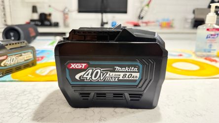 Makita battery