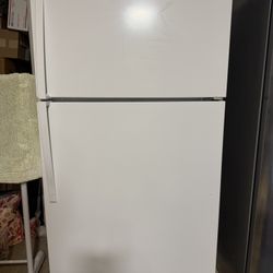 Whirlpool Refrigerator 20.5 Cubic Feet