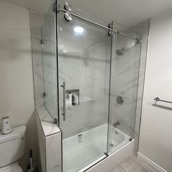 Custom showerdoors 