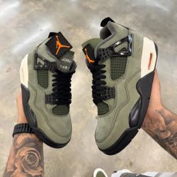 Jordan 4 Undefeated 
