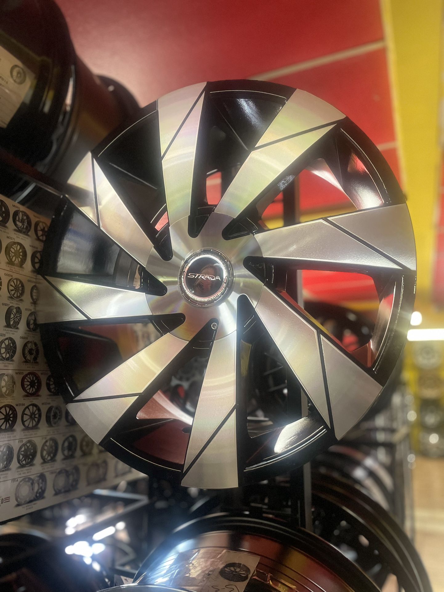 Strada “Moto” Wheels