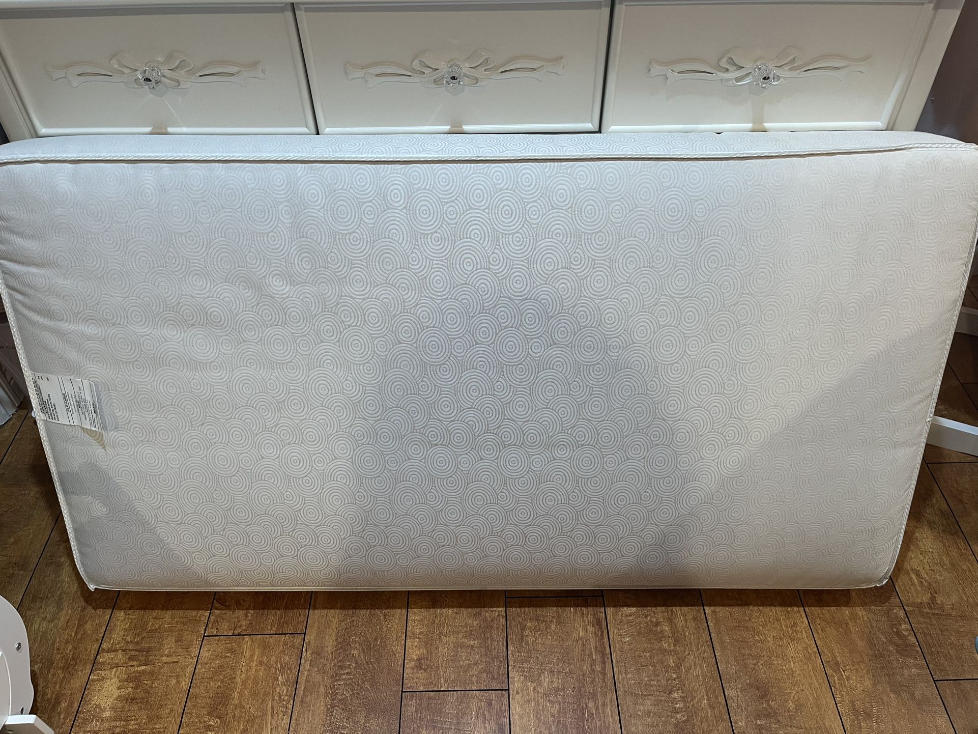 New crib mattress for $120