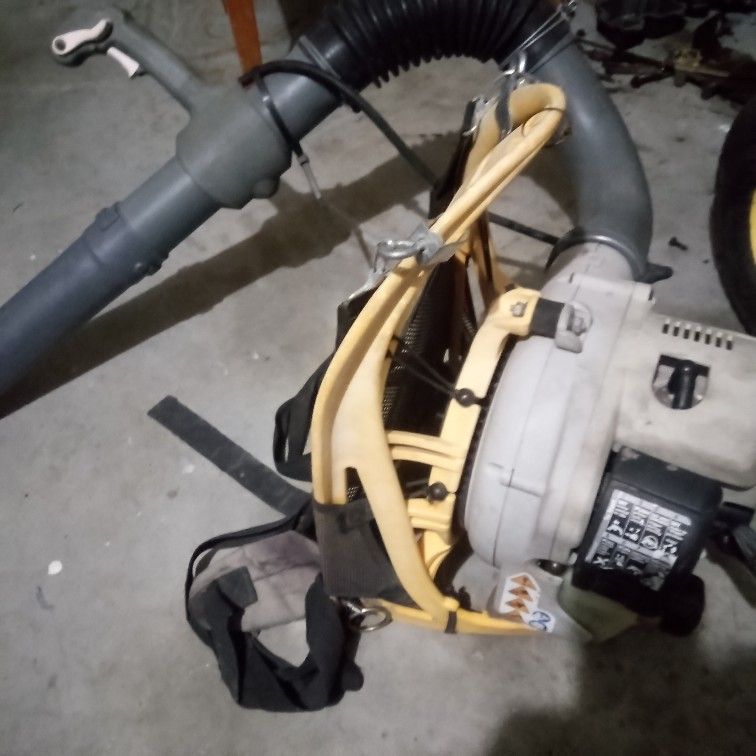 Backpack Leaf Blower