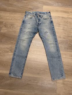 Levi's Light Wash Distressed Denim Jeans