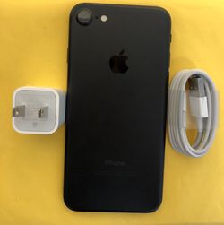 iPhone 7 32GB Factory Unlocked