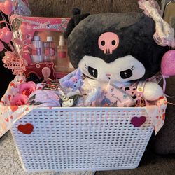 Valentine Basket Kuromi