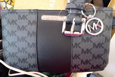 MK  Belt Bag New