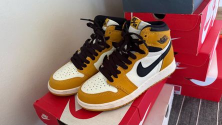 Air Jordan 1 Retro High OG Sneakers