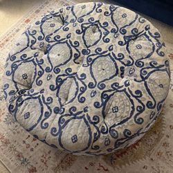 Round Ottman