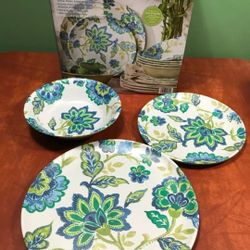 Melamine 18 Piece Bamboo Dinnerware Set