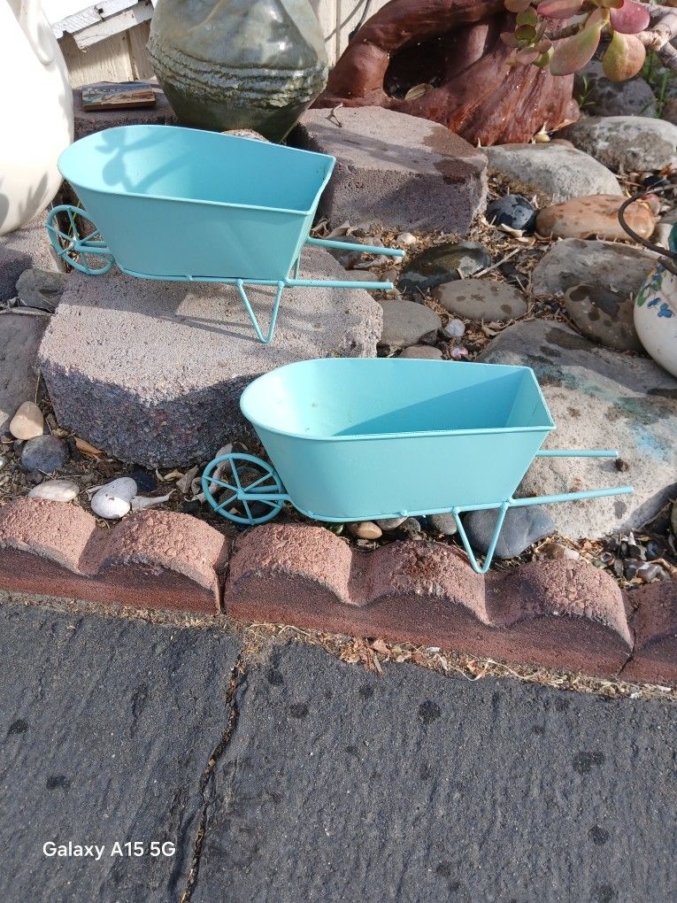 Yard Decor