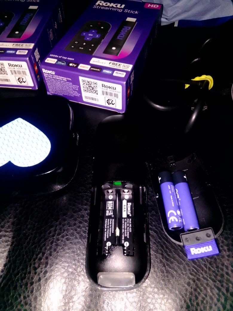 2 Roku HD Streaming Sticks Brand New Sealed & Roku 2 Premium STREAMING Box With 