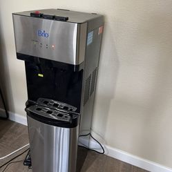 Brio Water Cooler - Self Cleaning, Bottom Loading