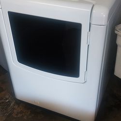 Whirlpool Gas Dryer 29"Wide