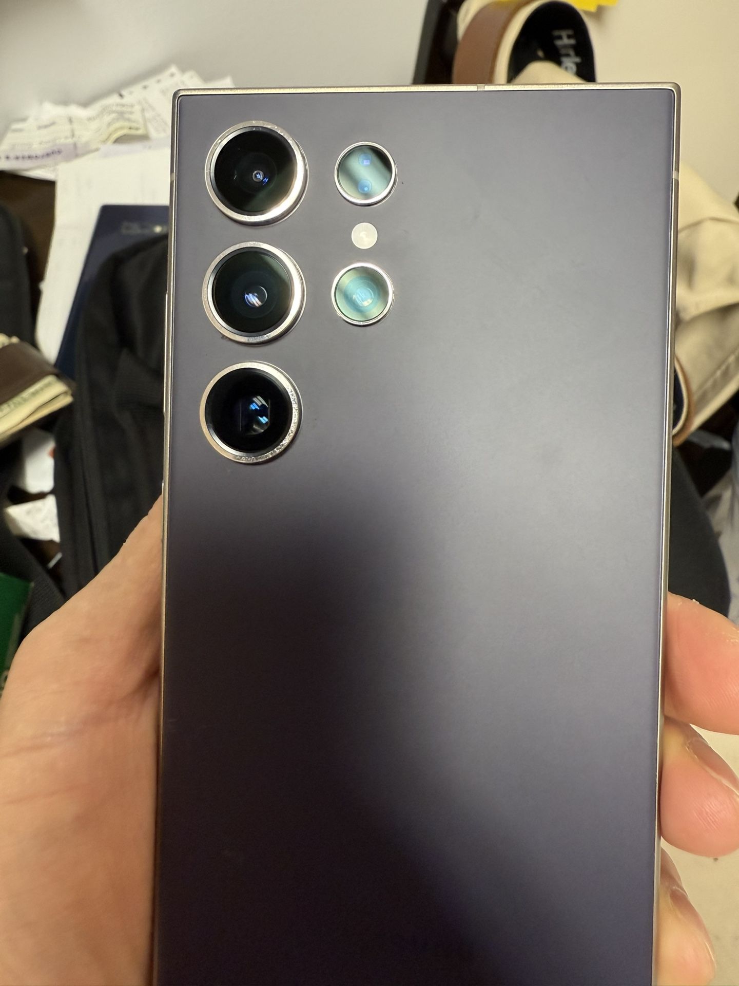 Samsung S-24
